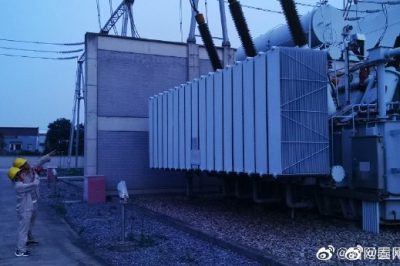 泰州供電公司開展220千伏、110千伏變電站精確測溫、特巡和夜巡