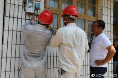 西洞庭供電公司開展配電線路設備特巡、帶電作業、紅外測溫、主動搶修等工作