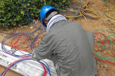 葛洲壩集團基地管理局家屬區居民實施一戶一表改造