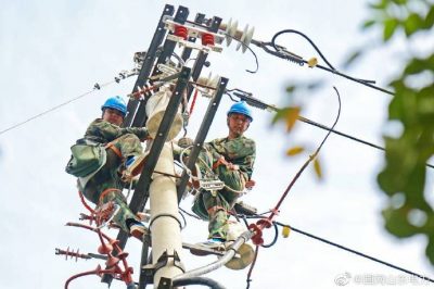10千伏東街線103、104環網箱遷移 助力政府重點工程建設