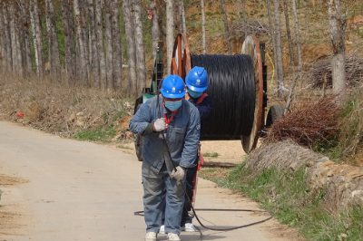 村強民富電當家 施工改造強電網