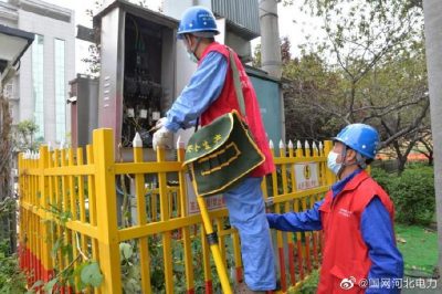 高考保電責任大，供電員工忙排查
