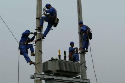 國網無極縣供電公司簡化流程、提速進度，確保企業盡早用電