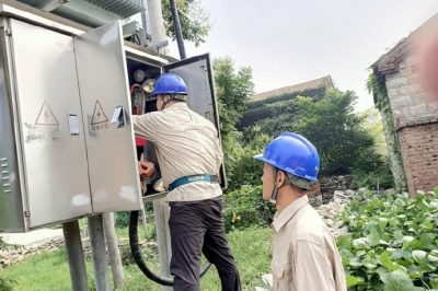 到西相村4號變，西相3號變進行設備運行隱患排查預控