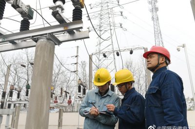 在雨雪大風等特殊天氣，對設備、線路加強巡視監督