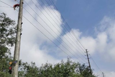 鄠邑公司：增容驗收，保障客戶用電質量??